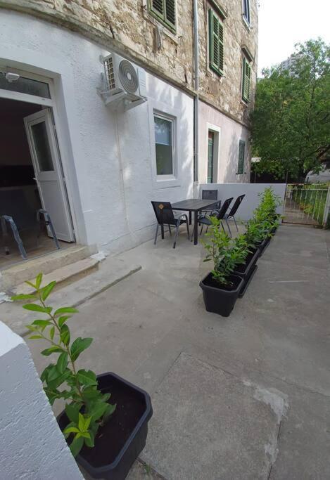 Central Vita Apartment Рийека Екстериор снимка